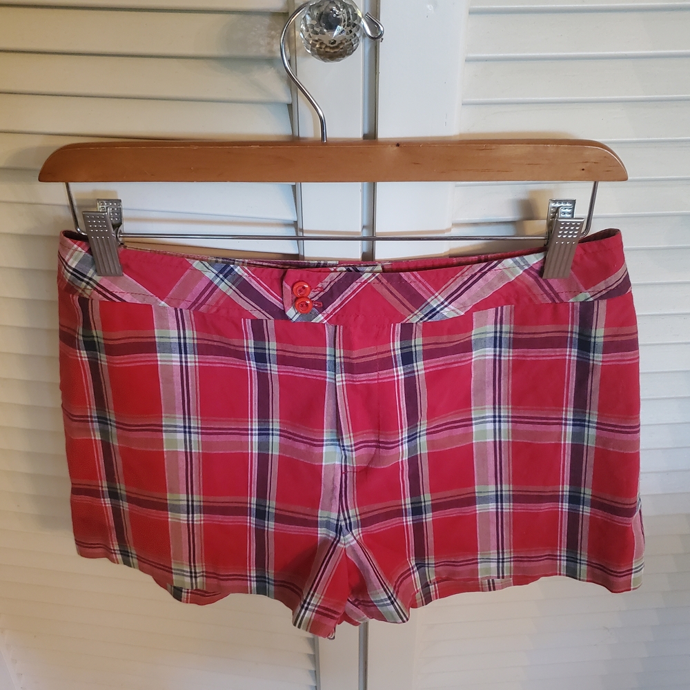 A. Byer Red and Blue Bermudas Tailored Fit